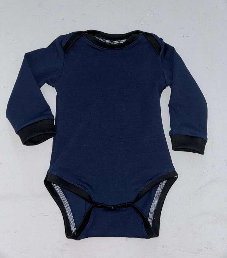 Set Strampler, Body und Lätzchen